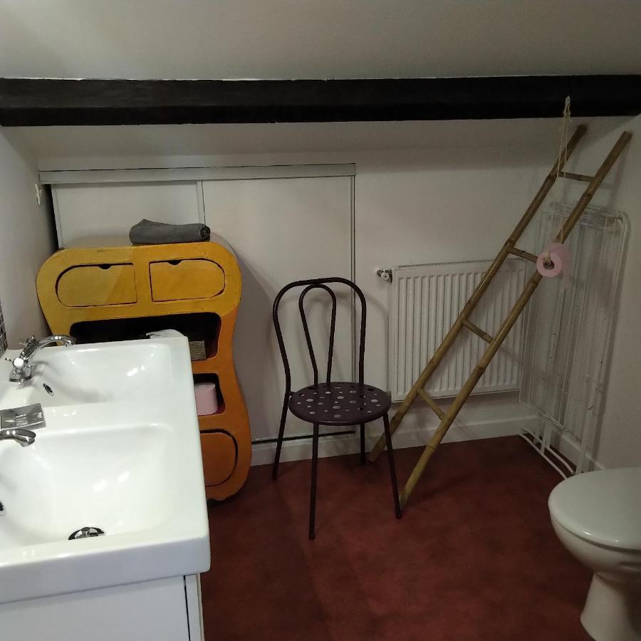 Espace Beleverte Bussiere 1 Tamaris Appartement Meuble De 2 Chambres Oullins Exterior foto